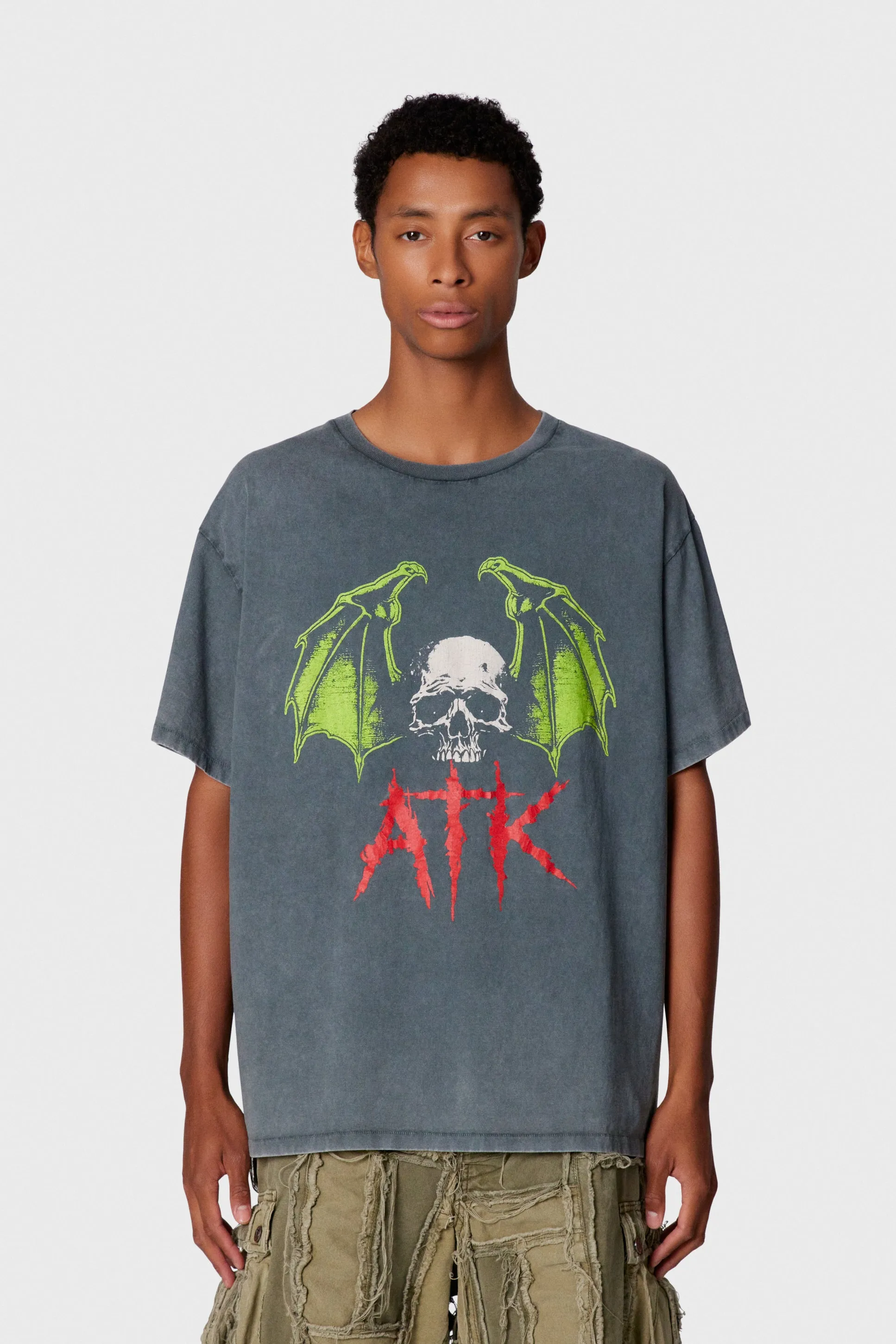 GALLERY DEPT. ATK NIGHT TEE/WALK ATK series latest model Bat skull glitter LOGO distressed TEE Washed black S-XL Garment dyeing Rewashed distressed Original consistent main mark➕ATK series main mark Correct version Top-notch printing technology Divine restoration